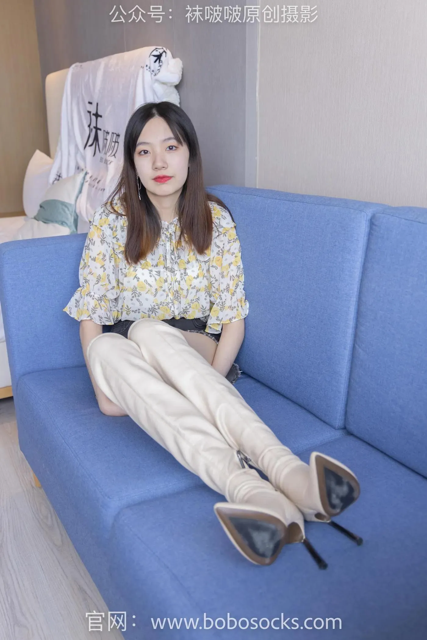 [BoBoSocks袜啵啵]NO.136 小甜豆-高跟长靴、白棉袜、裸足 [200P]插图7